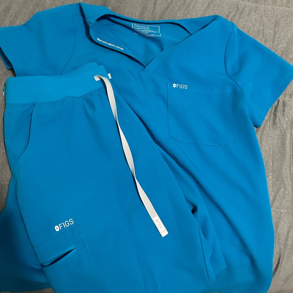 Extreme Blue Figs Scrubs
